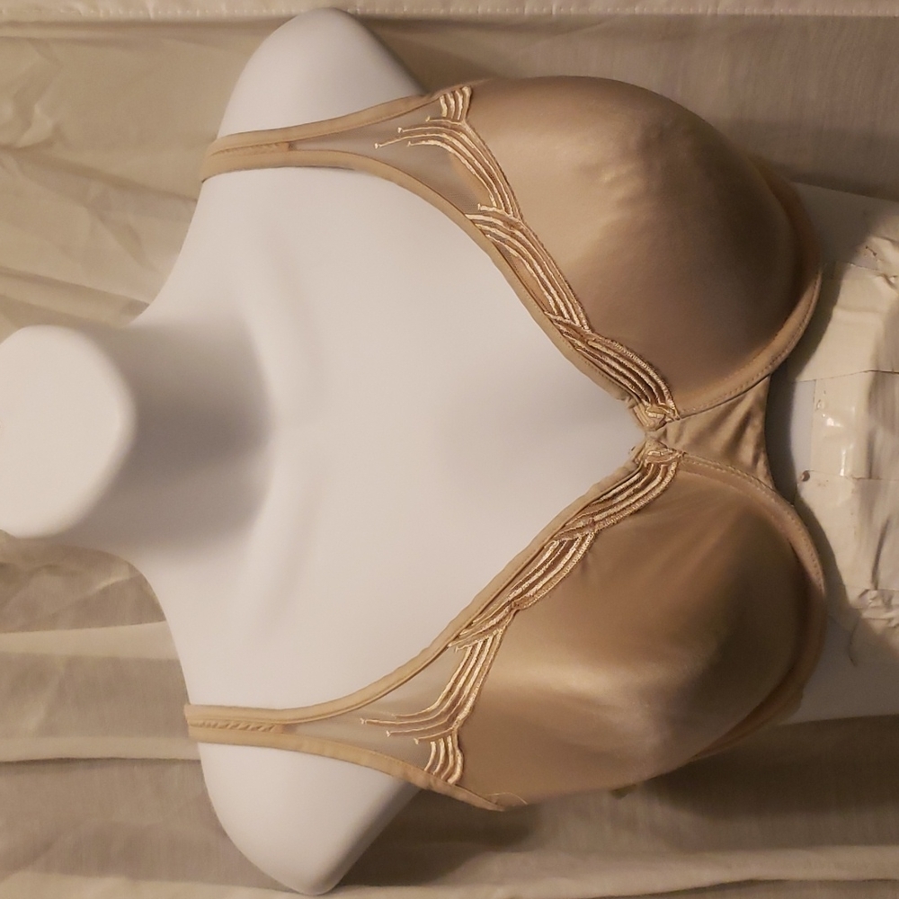 Wacoal Beige Bra Sz 38D
